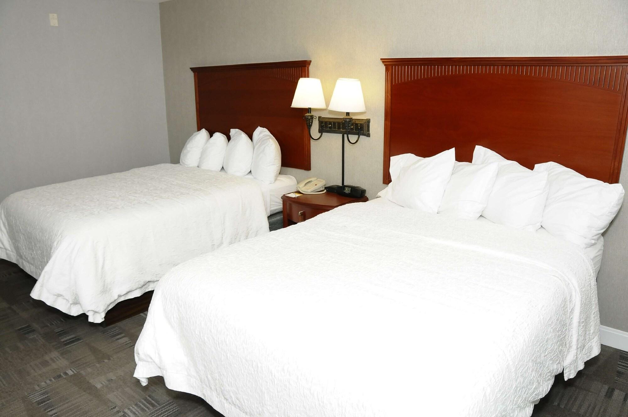 Hampton Inn & Suites Redding Luaran gambar